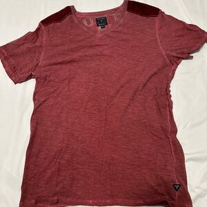 Men’s Guess T-Shirt